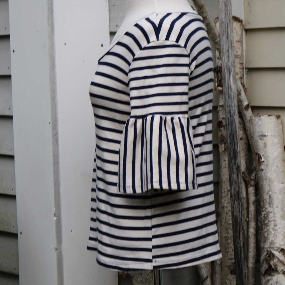 W5 for Anthropologie Blue White Stripe 3/4 Ruffle Sleeve Knit Top Sz SMALL - Picture 4 of 6
